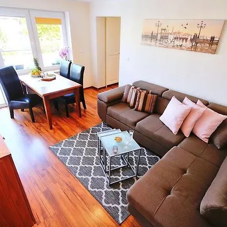 Comfortable 3-room Close To The Sea *