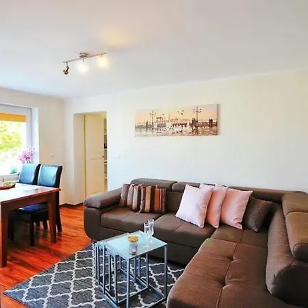 Comfortable 3-room Close To The Sea