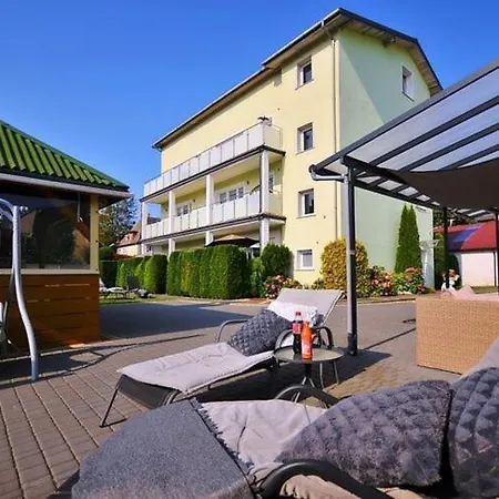 Apartman Comfortable 3-room Close To The Sea Ustronie Morskie