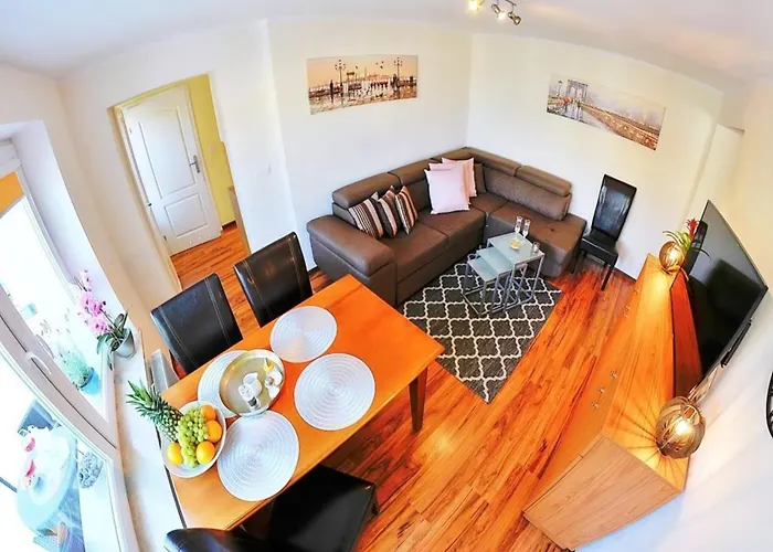 Διαμέρισμα Comfortable 3-room Close To The Sea Ustronie Morskie